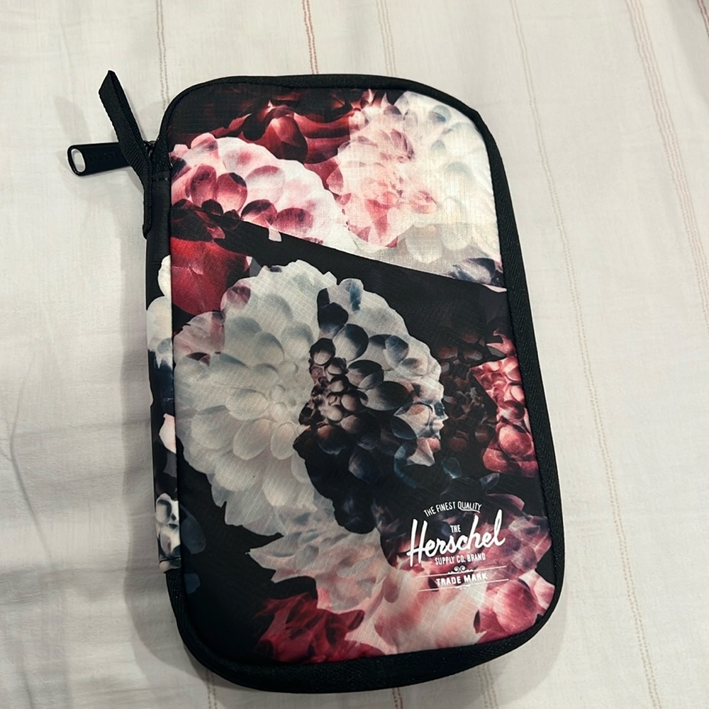 Herschel Travel wallet